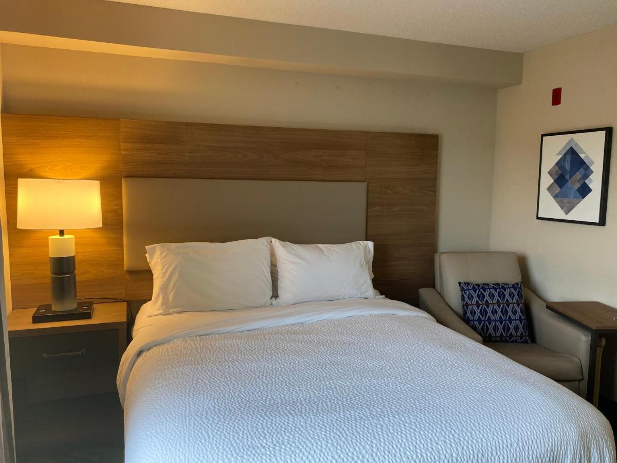 Candlewood Suites Harrisburg I-81 Hershey Area By Ihg Exterior foto