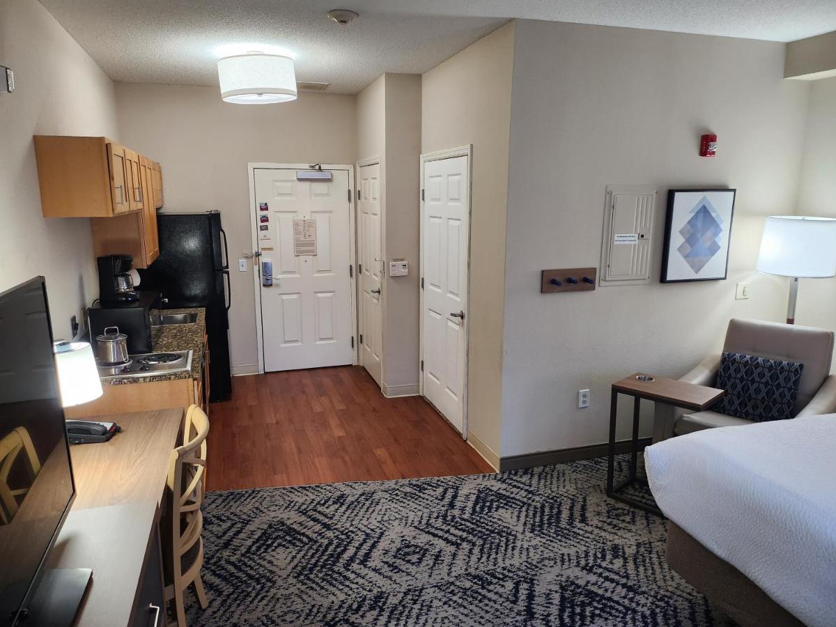 Candlewood Suites Harrisburg I-81 Hershey Area By Ihg Exterior foto